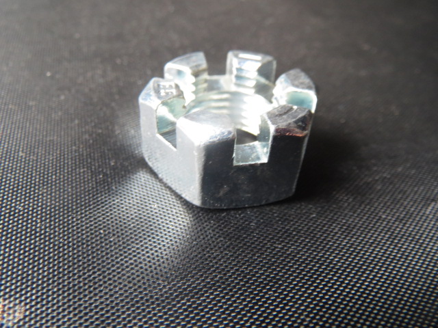 (image for) 5/8-18 SLOTTED HEX NUT zinc plated